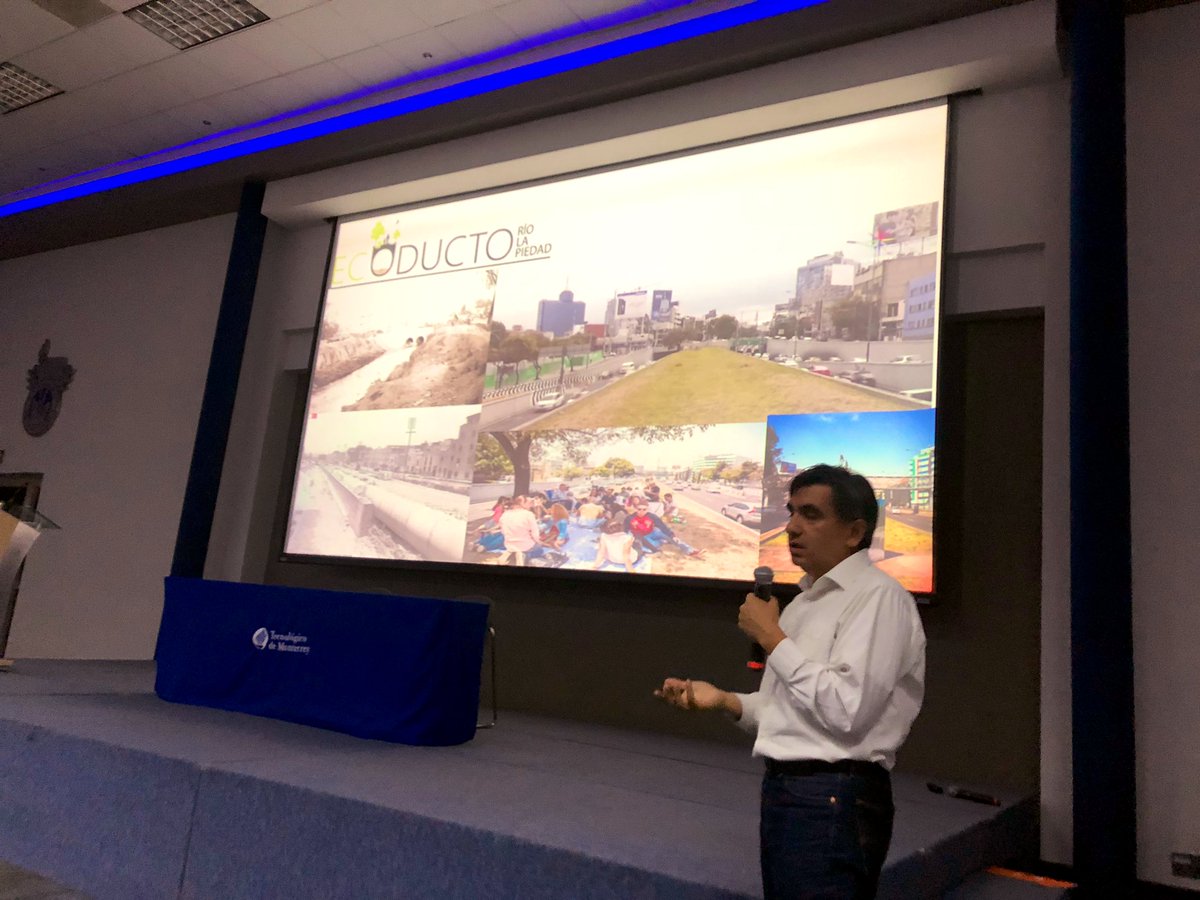 Compartiendo la experiencia de gestión de este espacio con los alumnos del <a href="/TecdeMonterrey/">Tecnológico de Monterrey</a> #cuencaconmigo <a href="/cuatroalcubo/">cuatro al cubo</a> <a href="/AlejandroFAlvaM/">Alejandro Federico Alva Martinez</a> @ANTONIETA714