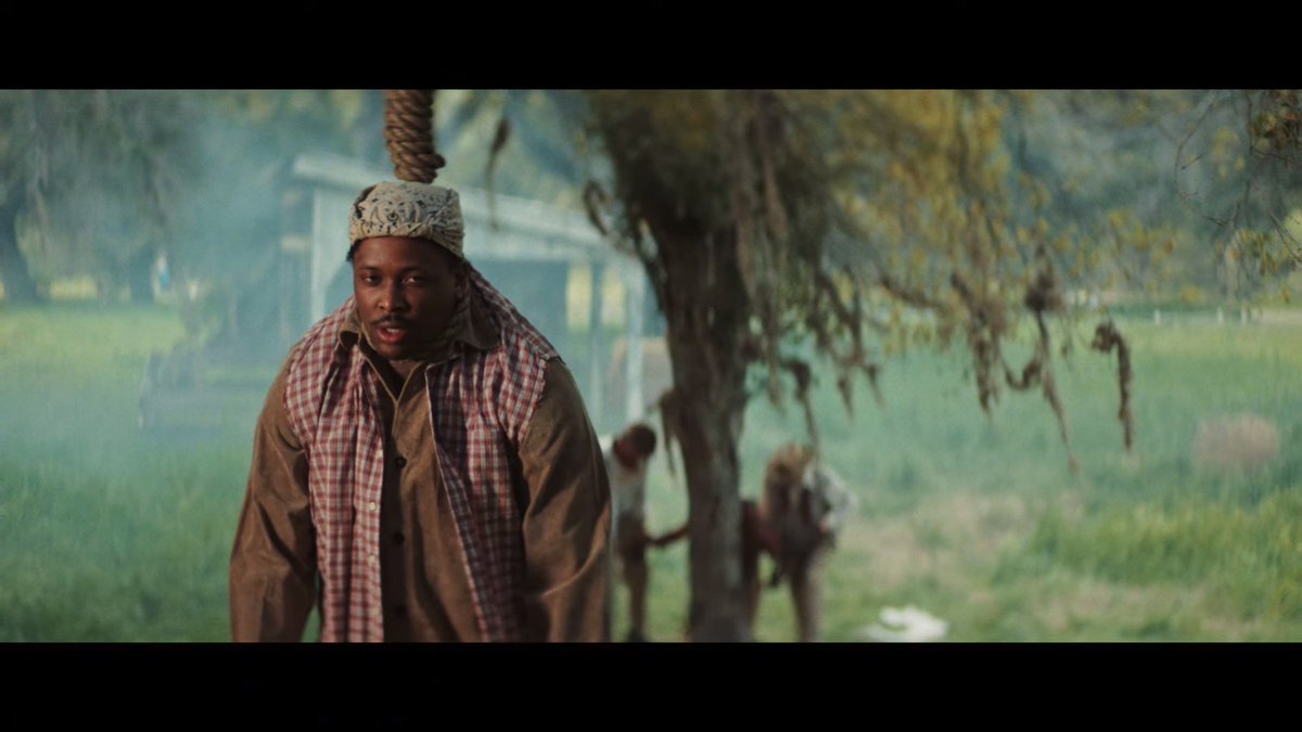 OnSMASH's tweet image. This #StopSnitching video from @YG is not your every day rap video, dawg 📽🔴🔴

The single is a certified slapper though onsmash.com/s/1skpz