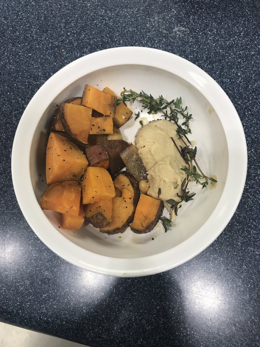 zainbando99's tweet photo. Love trying new things and eating unique healthy foods!!! #healthgrind 👀🙌🙏 https://t.co/guPaXmzi8n