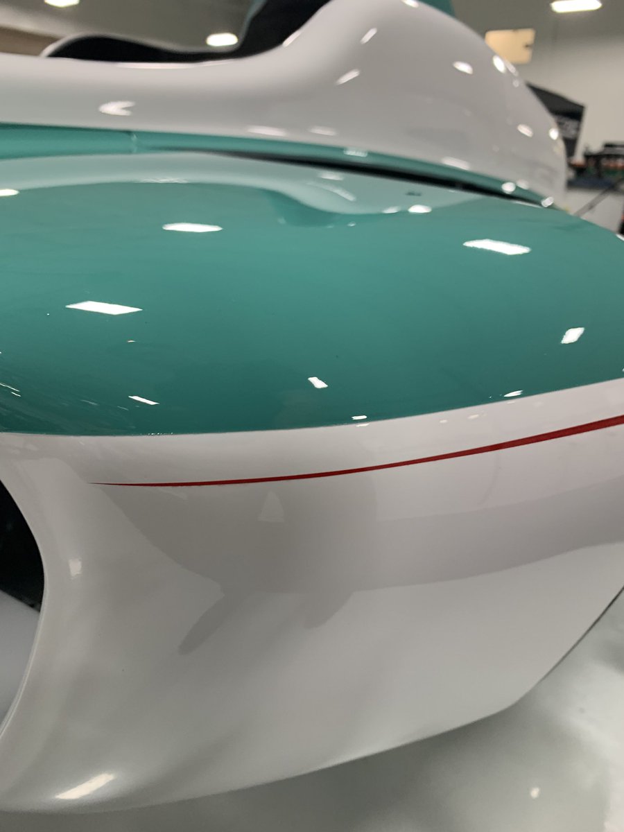 Dalton_Kellett's tweet photo. Fresh coat of paint on the #67 for May! 

#JuncosRacing #GoGreen
#TeamCooperTire #RoadToIndy 
#KLINE67 https://t.co/MKhDd8pdS6