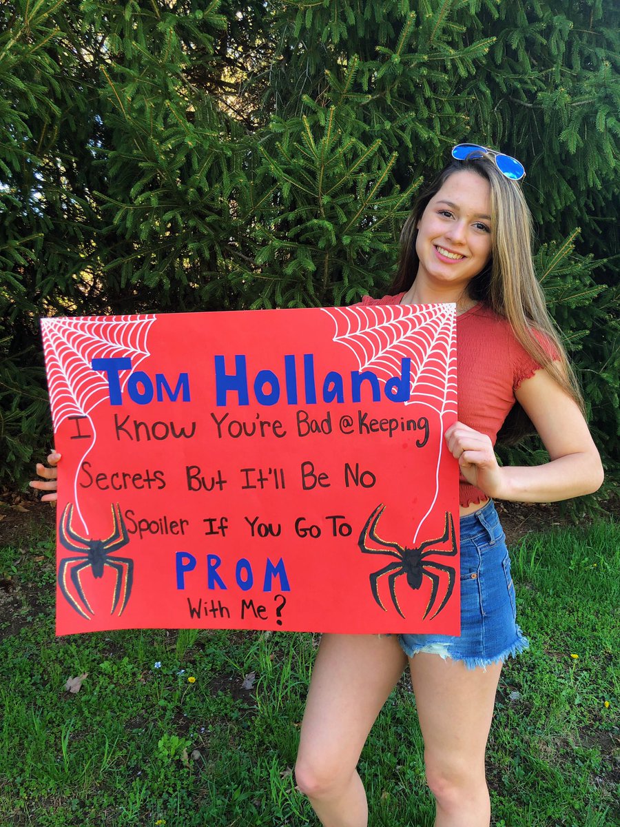 avabarness's tweet photo. Is that a yes? #promwithtom @TomHolland1996 https://t.co/mCMrIXs9ki