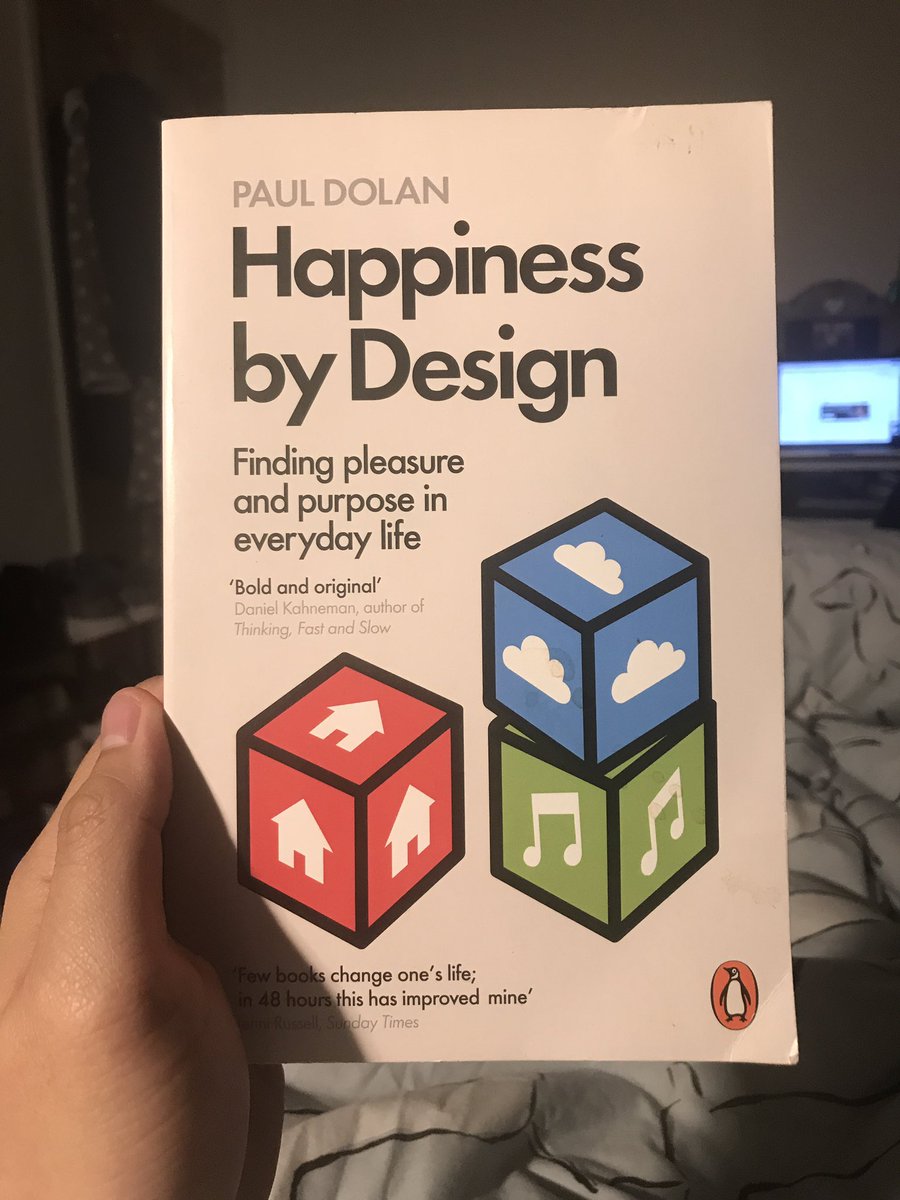 ernest_guevara's tweet photo. Bedtime companion. Lordeeeee! Bakit ang mumura ng libro dito??? #pauldolan #happinessbydesign https://t.co/OFz7dmvMuk