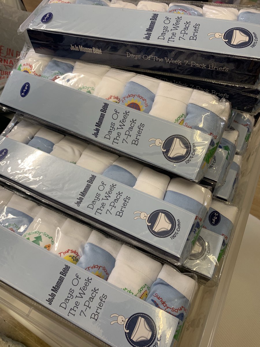 PANTS! Huge thanks to <a href="/JoJoMamanBebe/">JoJo Maman Bébé</a> for the donation of this huge box of kids pants - many were given out to families at this morning’s drop-in session #thanks #gift