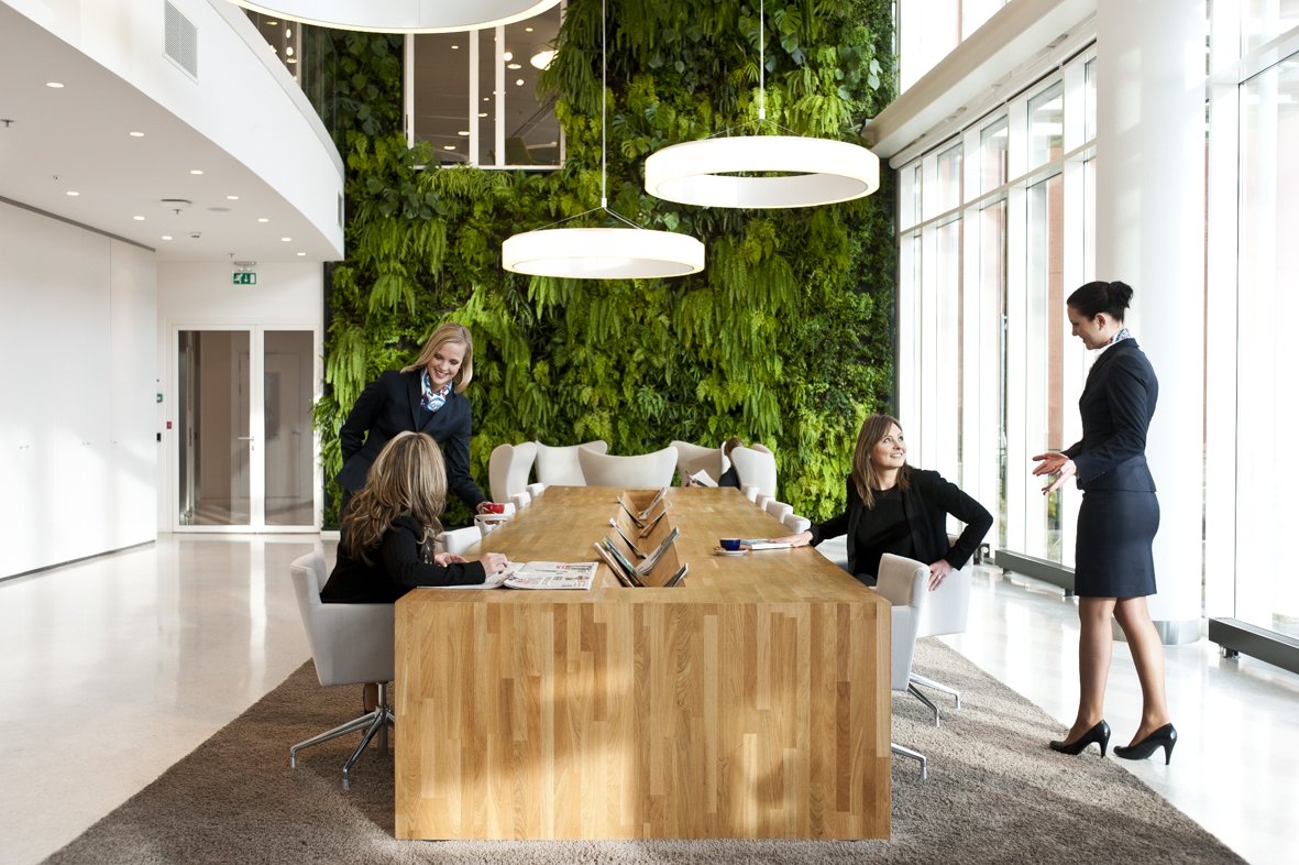 Voor het schitterende kantoor van Eneco World in Rotterdam zoeken wij een parttime Receptioniste (m/v) met een zesde zintuig voor gastvrijheid. Vind jij het belangrijk dat iedereen een warm welkom krijgt? Dan zoeken wij jou: bit.ly/2ICPZra