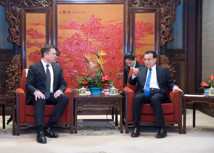 has_trading's tweet photo. Next time when he gets another chance to talk to Chinese Premier Li Keqiang, he should not only talk about #Gigafactory in Shanghai, but also outsourcing his #Tesla #Solar Roof to China. Because China/we make the best solar panels with the lowest cost! https://t.co/ZIaKSVNvNu