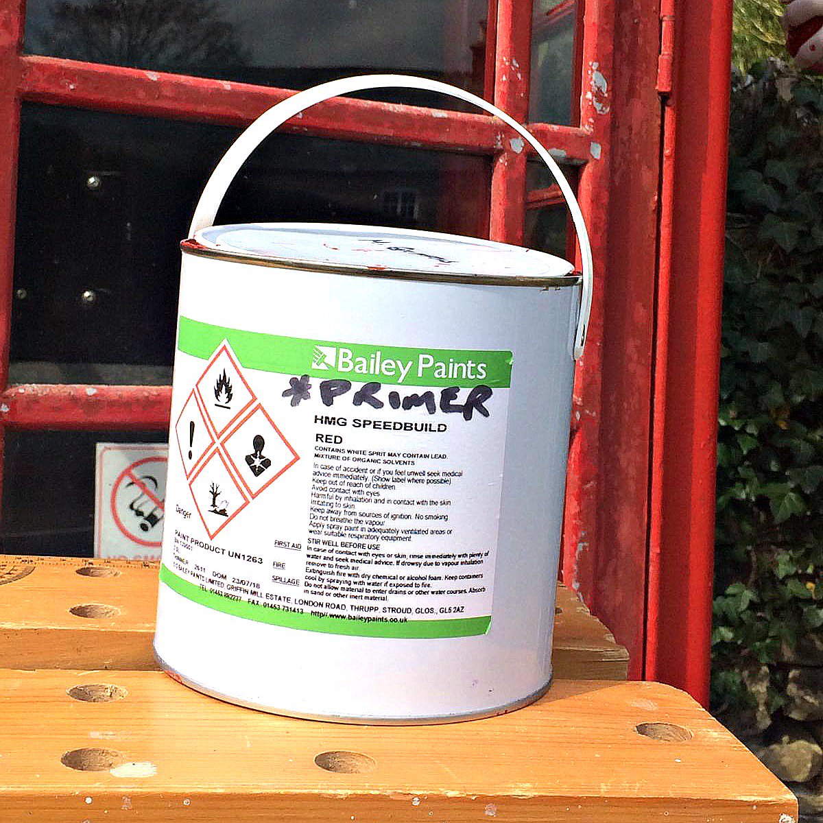 BaileyPaints's tweet photo. We donated this red primer π¨ for a good cause. Can you guess what is being painted? π€
#minutesmatter #britishcoatingsfederation #primerpaint #donation #keentohelp #communityproject #lowerswell #community #paintandpaperlibrary #colourchart #stroud #thrupp #paintfinish https://t.co/bSM9hQPdgm