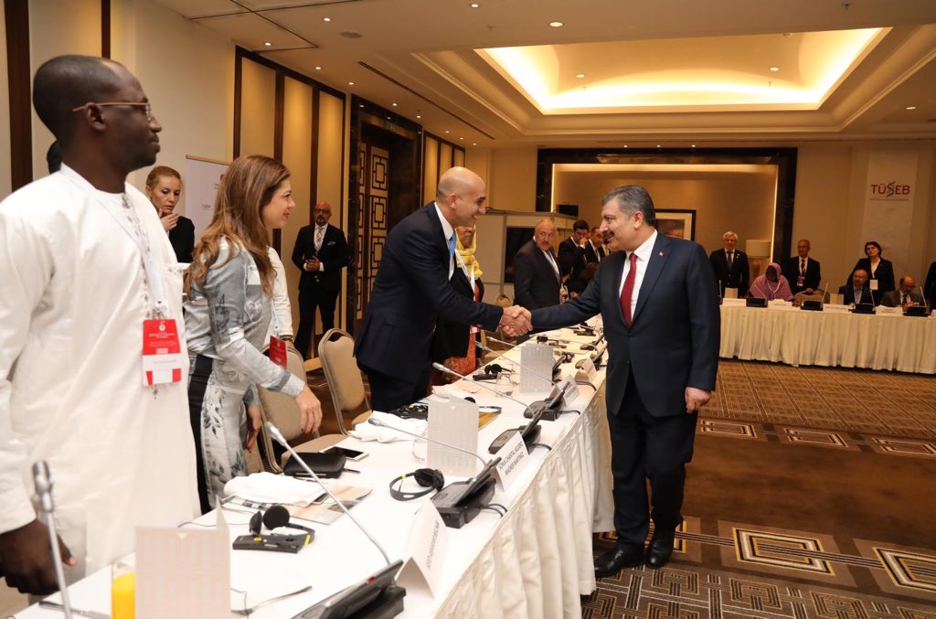drfahrettinkoca's tweet photo. 2. Uluslararası Geleneksel ve Tamamlayıcı Tıp Kongresi kapsamında ülkemize gelen misafir mevkidaşlarımızla çalışma yemeğinde bir araya geldik. https://t.co/74OKRsnmwg