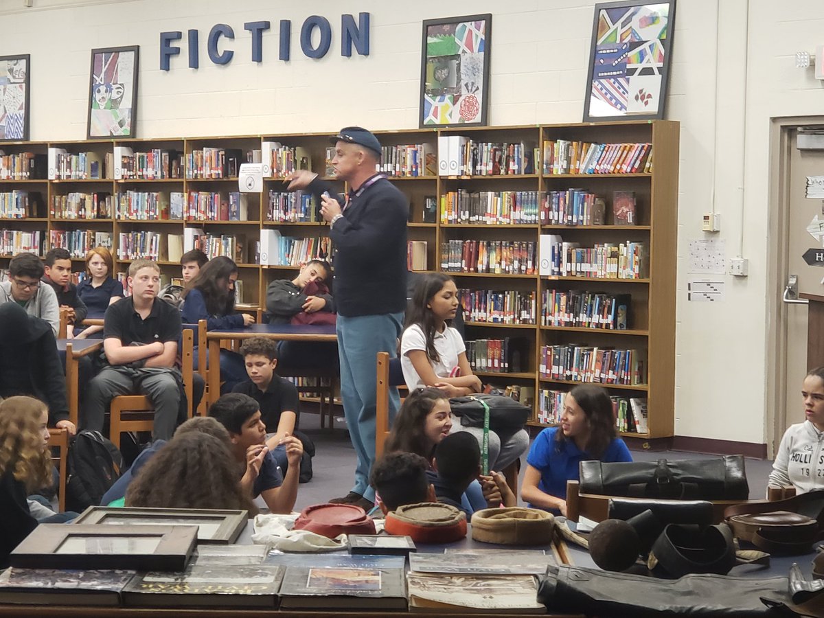 Cahillmomof6's tweet photo. Learning from our own Mr. Forsythe about weapons, uniforms and artifacts from the Civil War. @DMS_CHARGERS #ChargerPride #DMSisWhereItsAt @inge_rick https://t.co/Wy91klTS4d