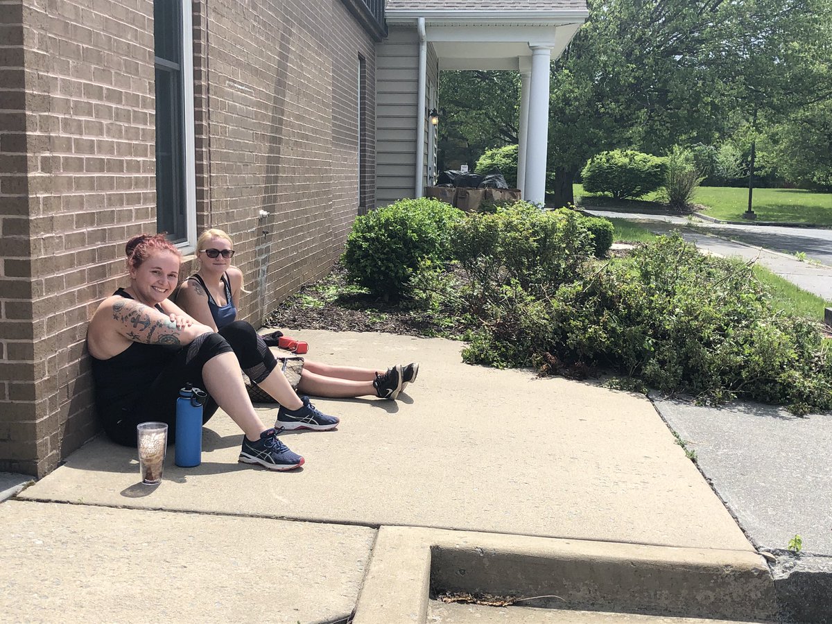 SCGhealth's tweet photo. Trimming the rose bushes is a tough job but at least we have an excuse to soak up the sun! https://t.co/2wFGKGuk9Q