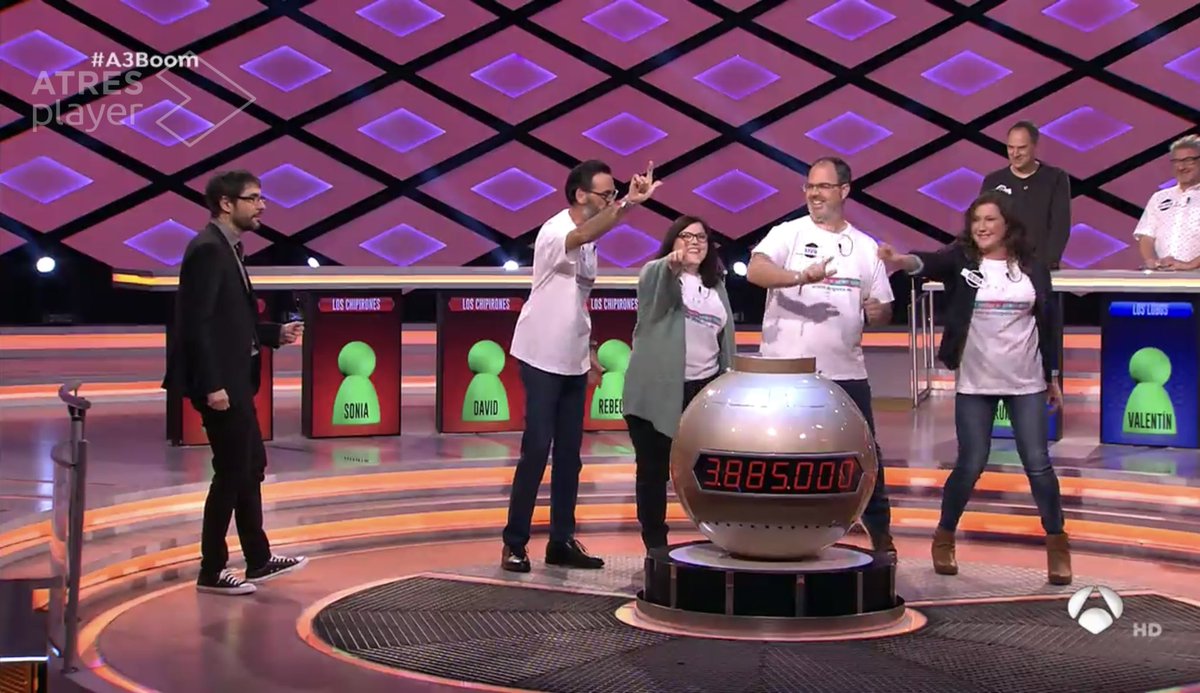 FallaSud's tweet image. Vecinos de #Picassent i amigos de fallas hermanas, en el programa #A3boom con un buen mensaje. SUERTE!! 
#StopELA @StopELApro