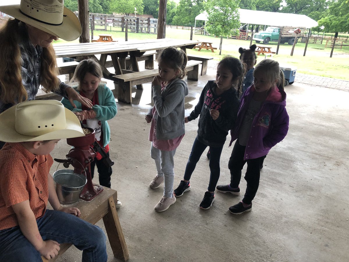 LMoselyTX's tweet photo. Field trip 5 https://t.co/kdlHEw4X0H