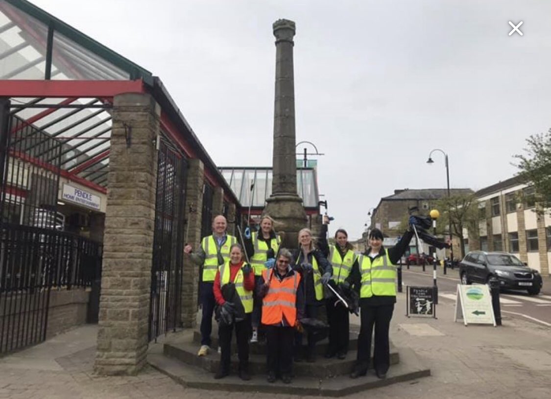 Colne_BID's tweet photo. A big thank you to all the Volunteers who took part in our St Georges Day Litter #Cleanup. #Colne town centre is noticably cleaner since our last clean up in February. But we still managed to collect 12 bags of rubbish in 2 hours! #litterheroes #gbcleanup #colnebid https://t.co/MEfbEIvbhU