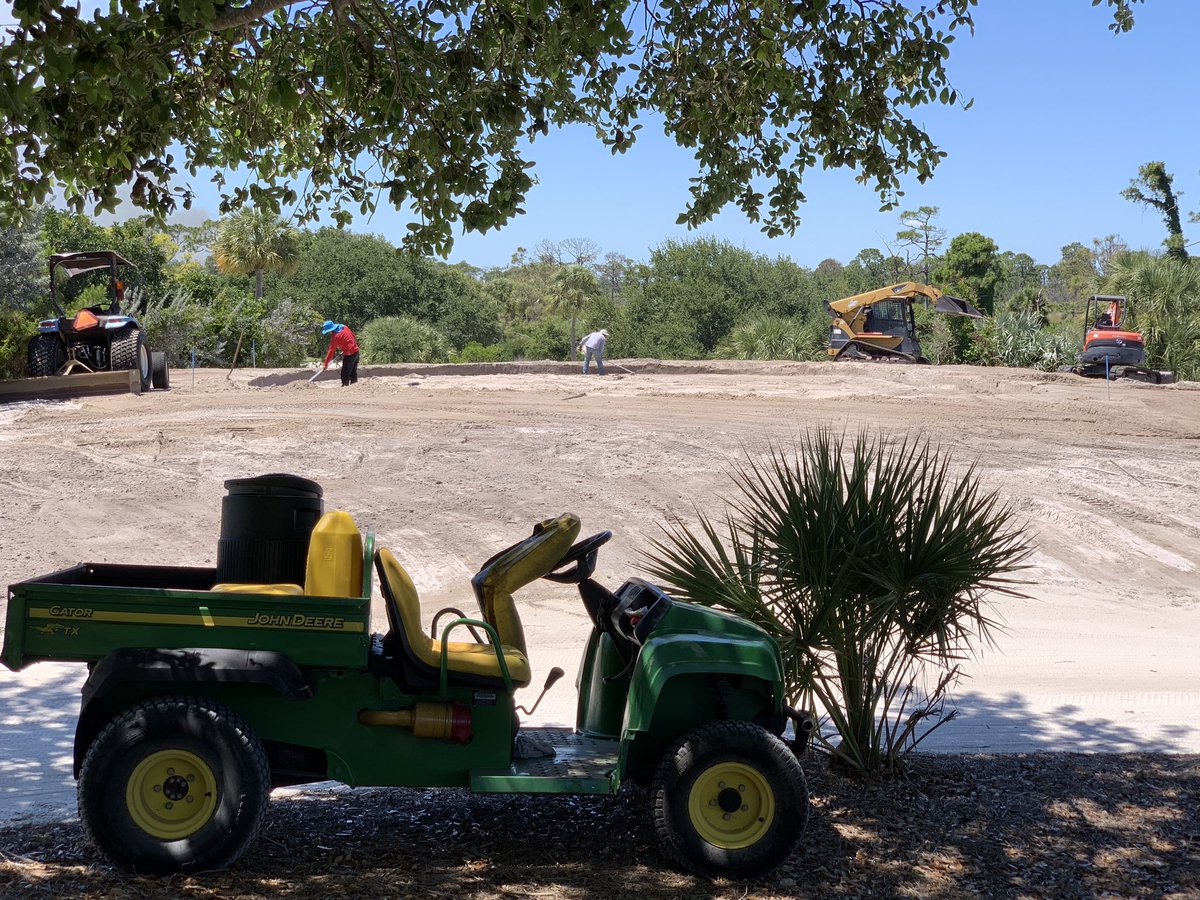 colo326's tweet image. An afternoon view around JHC - Hills Course. Bright blue skies and comfortable weather. Nursery renovation #Lifeisgood #golfcoursesuperintendent #solidteam #Ilovemyjob