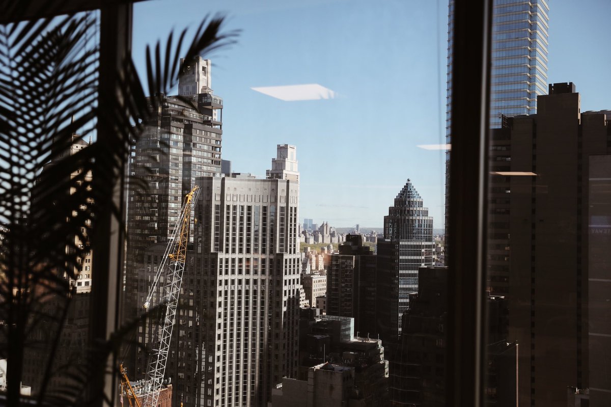 So happy to finally have an office space in NYC - I love the view! Thanks for having us @SACCNewYork 