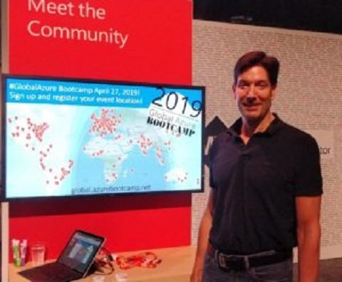 gotaflika's tweet image. #Microsoft User Group #Ghana to organize GlobalAzure Bootcamp 2019 👥  rite.ly/wFKW