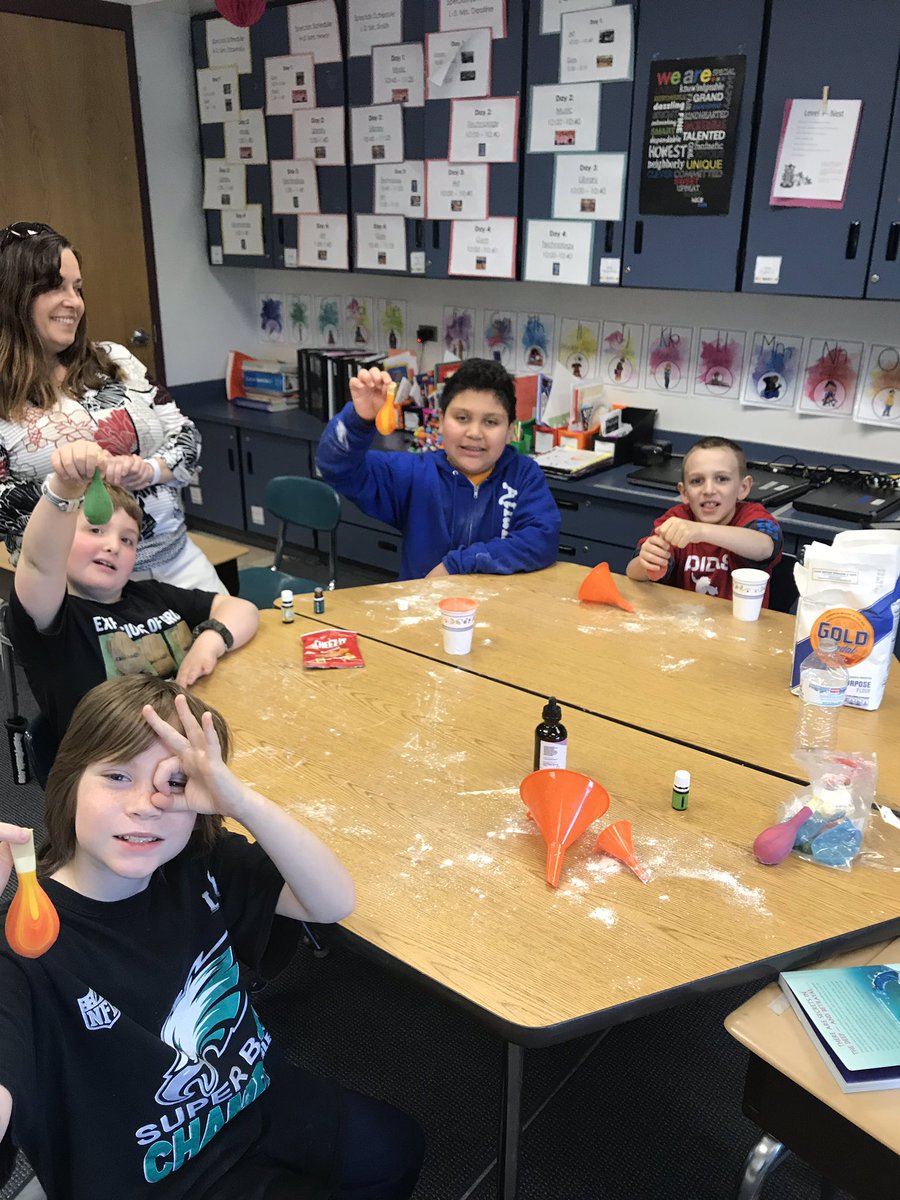 Making aromatherapy stress balls after PSSAs today!  We practiced direction following, waiting and taking turns - and had FUN!  <a href="/SASD_OakRidge/">Oak Ridge Elementary</a>