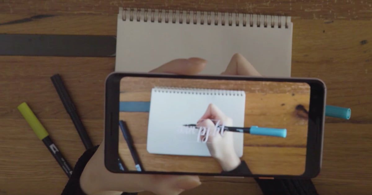 JoshuaSpanier's tweet image. Very cool. New #AR experiment helps you learn how to draw. Via the #GoogleCreativeLab, @andyb6  buff.ly/2IDNS6q
