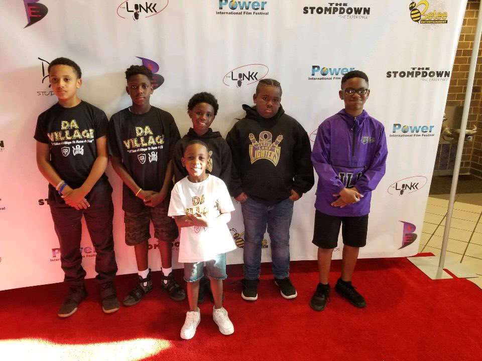 JuniorLamps's tweet image. We had an amazing time @TheStompdown supporting our big brothers @lamplighters850 #LightTeam⚡️ cheering them on to victory! #weLeadTheWay  #OmegaLamplighters #JuniorLamplighters #FutureLamplighters #CrownsOnly👑♎️ #DaVillage