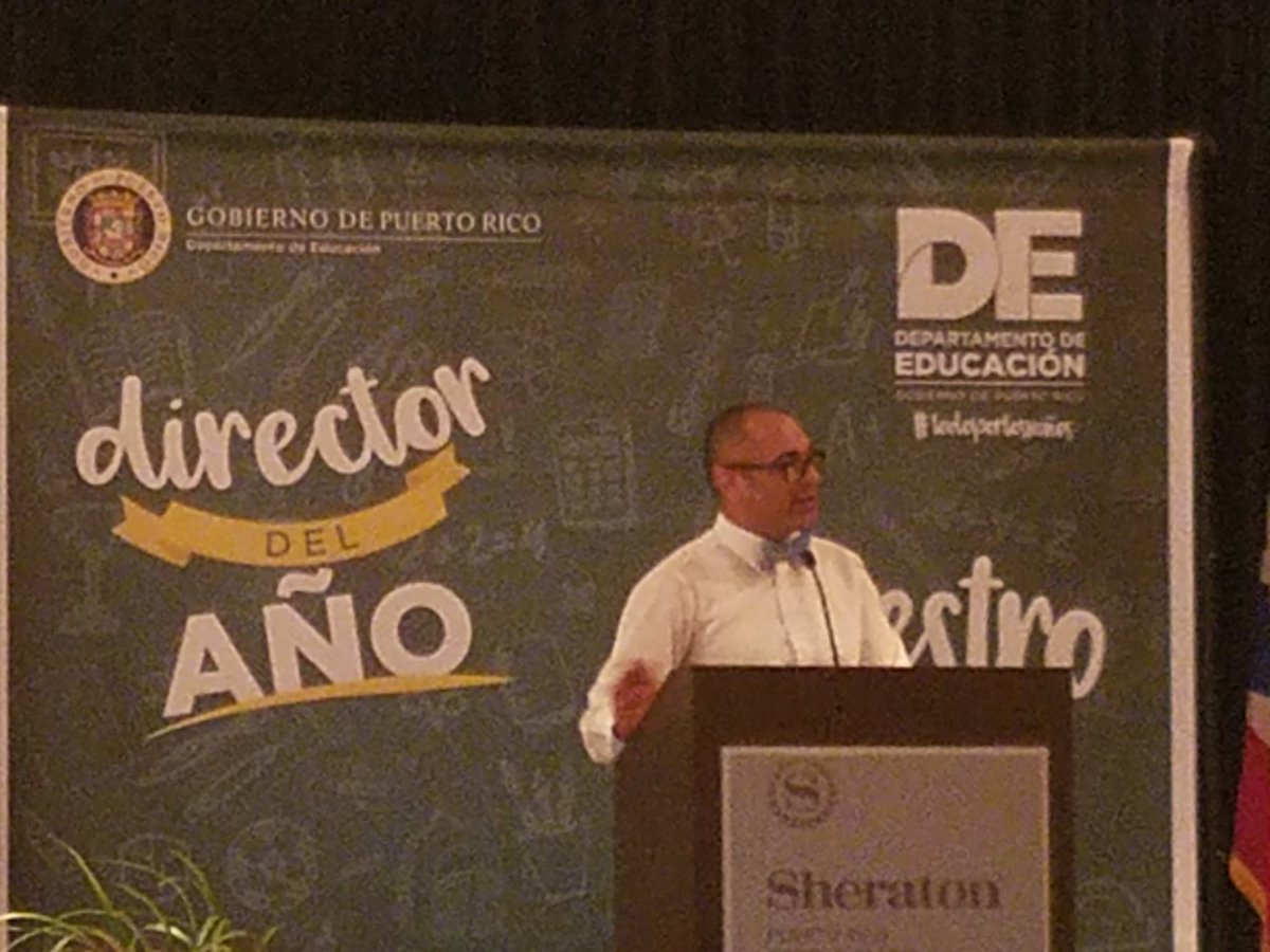 OficinaMayaguez's tweet photo. Actividad de Maestro y Director del Año 2019. Felicitamos al Dr. Ángel J. Méndez y la Profa. Carmen Pérez por su excelente representación. Son orgullo de nuestra OREM. #TeamOREM #SomosExcelencia https://t.co/8JkIFyAYU8