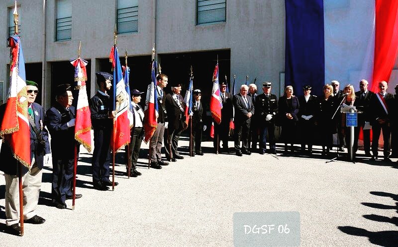 #inauguration #rue #colonel #arnaudbeltrame à <a href="/villedevence/">Ville de Vence</a> 28 mars à l'#initiative du #sf Vençois avec #UNP #parachutistes <a href="/06_gendarmerie/">Gendarmerie 06</a> #policemunicipale #maires communes voisines &amp; SF #saintraphaël #histoire  #ancienscombattants #jeunesse <a href="/prefet06/">Préfet des Alpes-Maritimes🇫🇷</a> <a href="/AlpesMaritimes/">alpesmaritimes</a> <a href="/SF_Siege/">Le Souvenir Français</a>