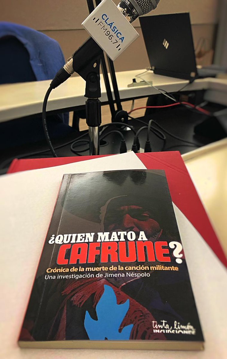 Caminante967's tweet photo. Hoy jugamos, y podes ganarte un libro de nuestros amigos de @tinta_limon "¿Quién mató a Cafrune?" de @JimNespolo ...si es que adivinas #elañoencuestion (twitea el año, tu nombre y 3 últ nos DNI) aquí en @caminante967 #sorteodelibro https://t.co/n1bokJ2hN1