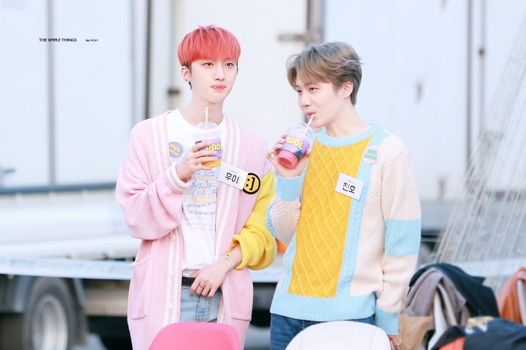 190424 ミ☆ #HUI #후이 #JINHO #진호
↳  the simple things