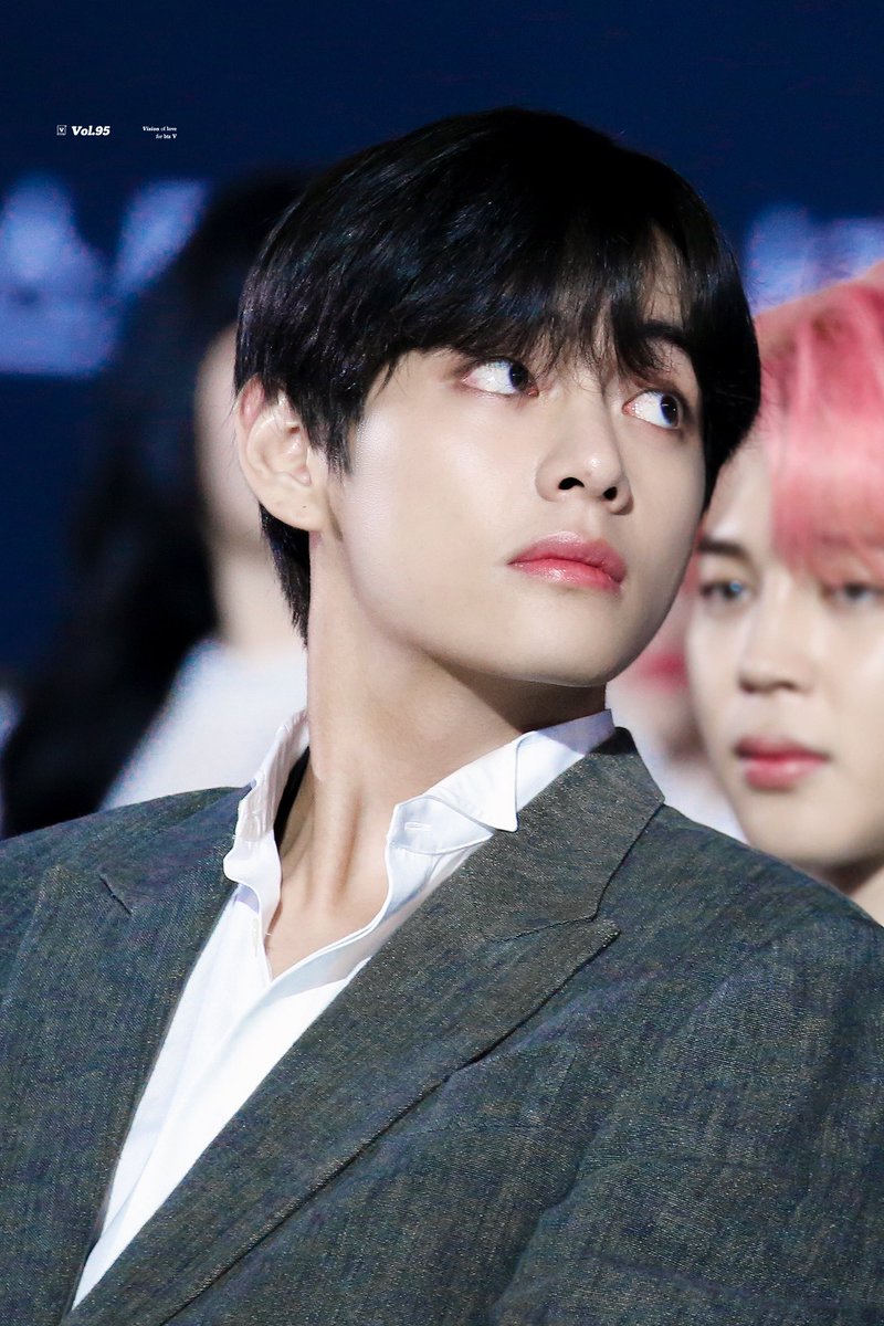visionoflove_95's tweet photo. 190424 The Fact
🤴🏻🤴🏻🤴🏻

#방탄소년단 #뷔 #태형 #TAEHYUNG #V #BTS 

#BBMAsTopSocial BTS @BTS_twt https://t.co/OLa7gUROGE