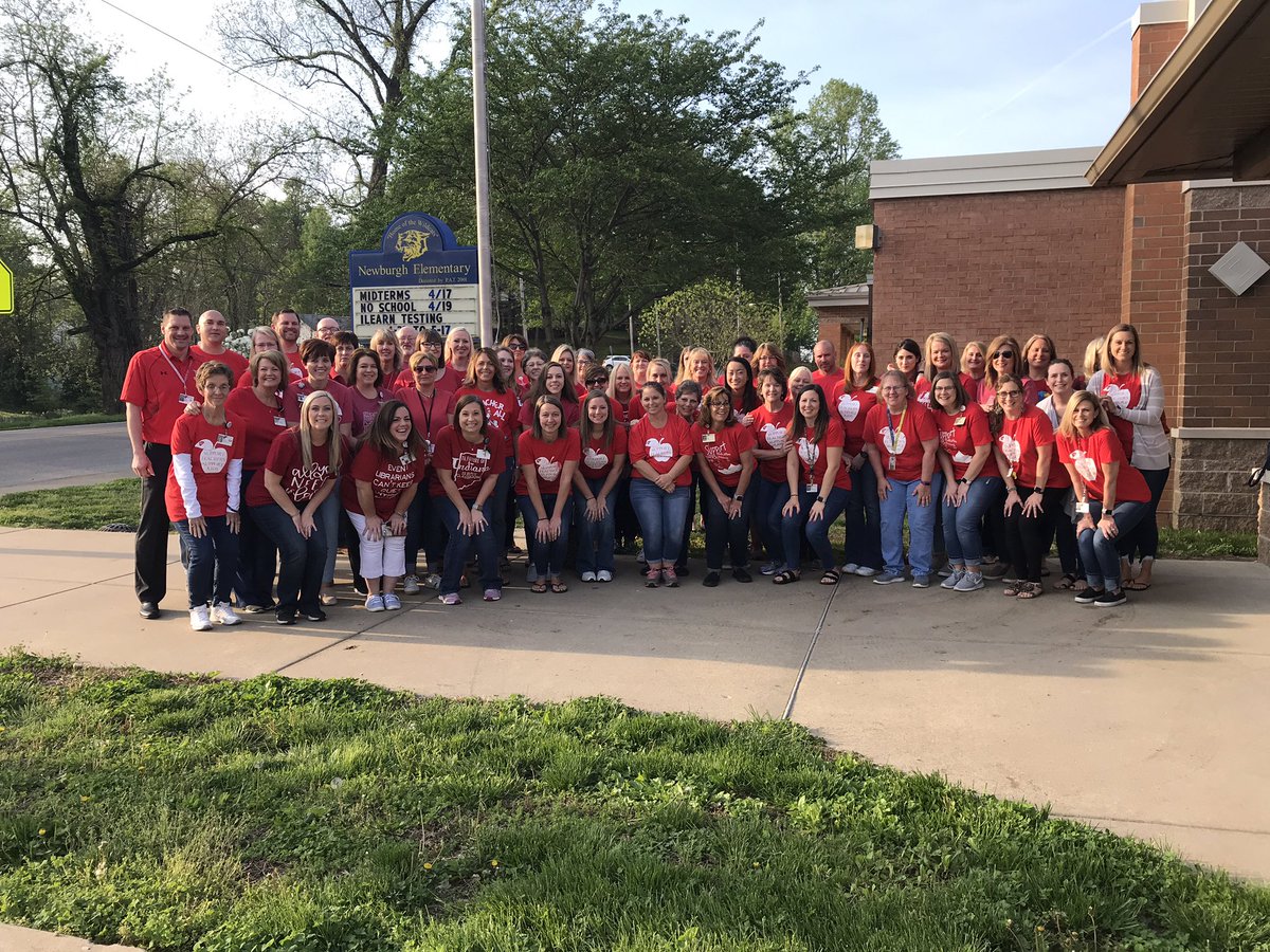 Warrick County teachers and administrators  “Walk-In”  today together in support  of  proper funding for public education in the State of Indiana.    #RedforEd  Support Teachers, Support Kids. <a href="/ISTAmembers/">Indiana State Teachers Association (ISTA)</a> <a href="/istapresident/">ISTA President</a>