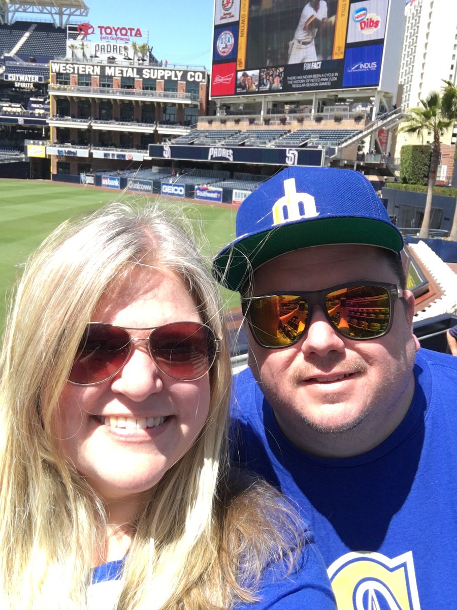 dantemac's tweet photo. Puyallup to ✈️ Petco Park ☀️ Todays forecast sunny with a chance of dingers! #WhereIRoot #TrueToTheBlue 
#daygamesarethebestgames https://t.co/Nf5P8bk9ve