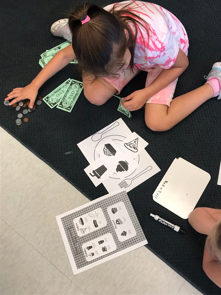 MissMott_5th's tweet photo. We learned how to represent money amounts with dollars and cents in our Math Café! A fun way to show how we can use money in our daily lives 😁 #funmath #education https://t.co/vt0avycSbt