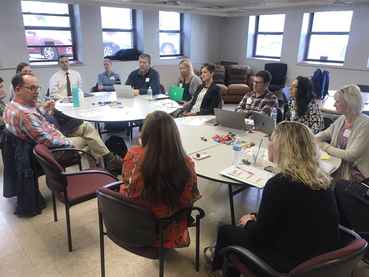 leahod's tweet photo. Here’s a little before and after of our Round Table conversation about creating a coaching culture! #ICICWeek2019 #d100inspires @MrsAdelphia https://t.co/MQf17aZVqX