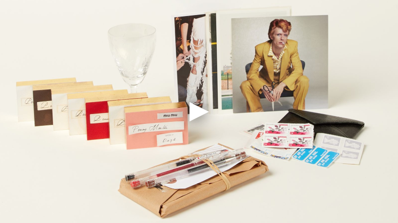 collectiveshift's tweet photo. In this episode of The Collector's House, Penny Martin talks about growing up in Scotland, her professional background and shares anecdotes from her time in the industry. She also tells the stories behind the five objects that mean the most to her.

https://t.co/6q7jdLR8aU https://t.co/sOfVt3a5hw