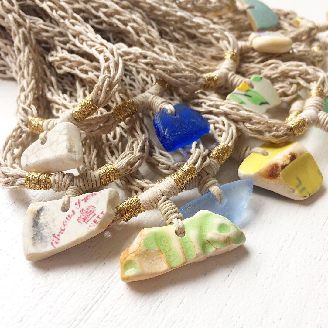 I’m making stock for the Pop up Palm House fair in Liverpool next weekend, sea glass &amp; pottery hemp rope necklaces perfect for when the sun puts his hat on ☺️ <a href="/HandmadeHour/">HandmadeHour</a> #handmadehour #brighton