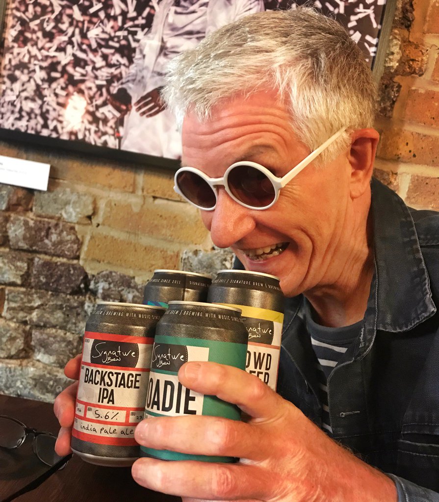 CaptainSensible's tweet photo. Thanks for all the birthday greetings. And yes, I did manage to force down a few quality bevs - at @SignatureBrew.. with whom your @damnedtwits are plotting something pretty special (no prizes!!) https://t.co/5g5pRDpRwo