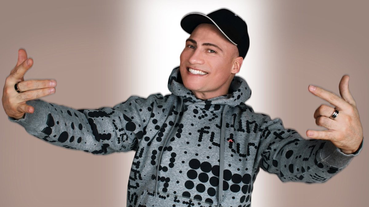 ▲ 𝚍a𝚗i𝚎𝚕𝚕𝚎 p. tweet media