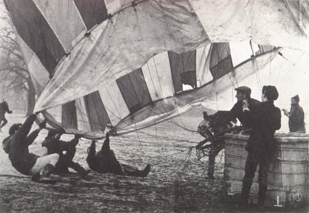 Bristol Belle was the first modern hot air balloon in Britain, created by a team with Don Cameron, who later founded <a href="/cameronballoons/">Cameron Balloons Ltd</a>. It first took flight on the 9 of July 1967 from RAF Weston-on-the-Green after initially failing the first few attempts at inflation #BristolFacts