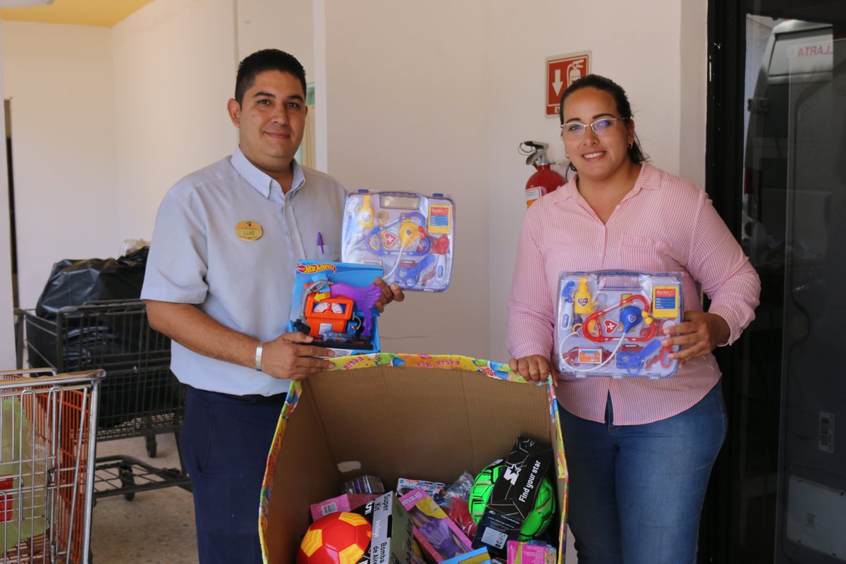 DIFVallarta's tweet photo. Muchas gracias a @BarceloVallarta, @MeliaPV  y @Vallartatorre por sumarse a la #ListaDeHéroes que apoyan a la #FamiliaDIF.

Con su apoyo llevaremos sorpresas y diversión a los pequeños de #PuertoVallarta durante el #Festival #Fantásticos este #DíaDelNiño. https://t.co/nJjROM0zrL