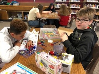 Working collaboratively: building circuits