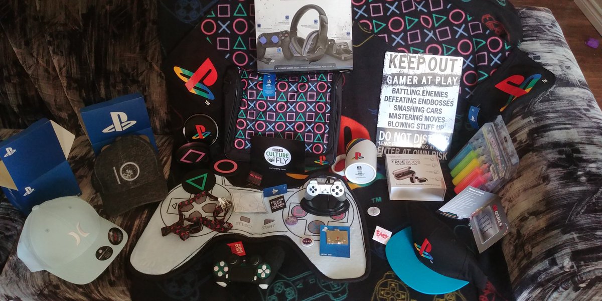 nintendo switch deluxe travel case biogenik