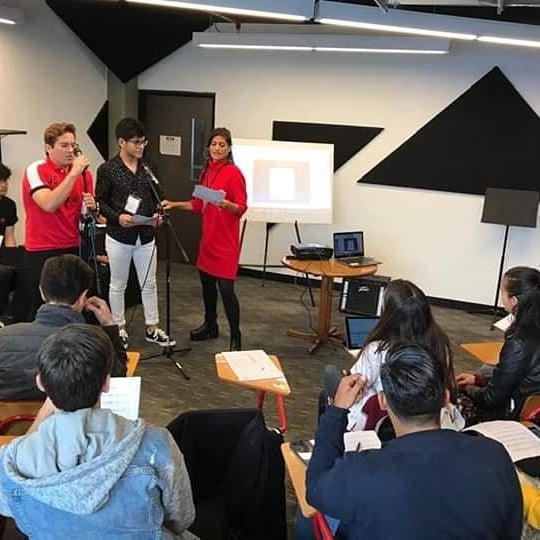 TerciarioTAMABA's tweet photo. Masterclass de improvisación y scat enfocado al latin jazz y músicas latinas en #EMMAT por nuestra #ProfeTAMABA @marianjazz para alumnos del #CLAEMX 

#ALAEMUS #marianfossati #latinjazz #scat #singer #cantante @alaemus https://t.co/umAxtgZ03D