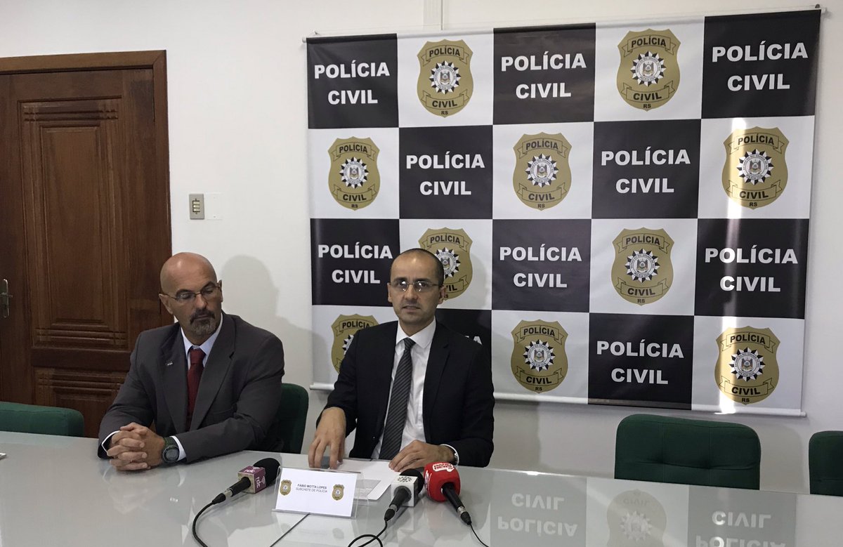 aristotelesjr's tweet image. Operação #P27, que mobilizou 4600 oficiais em todo o país, chegou ao fim com a prisão de 58 pessoas (4 destes adolescentes). O delegado Fábio Motta Lopes, subchefe de polícia, afirma que número poderia ser maior caso houvessem mais vagas no sistema prisional gaúcho. @bandrs