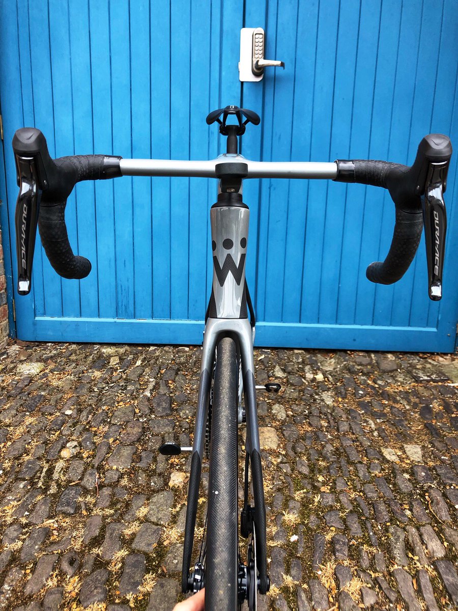 WyndyMilla's tweet photo. Redefining bicycle love. .
•
•
A 2019 passion project, we’ve been working on this all winter. The cable free 2019 made to measure Saw Doctor aero road. Finally tried, tested, prototyped and available to order with the new cableless option. JUMP IN!#TheKingsofCustomPerformance https://t.co/dmOirzq0lL
