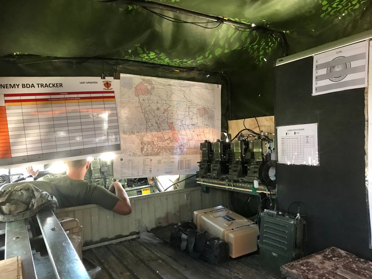 Not_Blade_6's tweet image. #BladeComm working on future command and control setups aboard the ⁦@CombatCenterPAO⁩ in order to make #theblade quicker, more agile, and more lethal as a premiere fighting force in ⁦@1st_Marine_Div⁩ and ⁦@1stMEF⁩