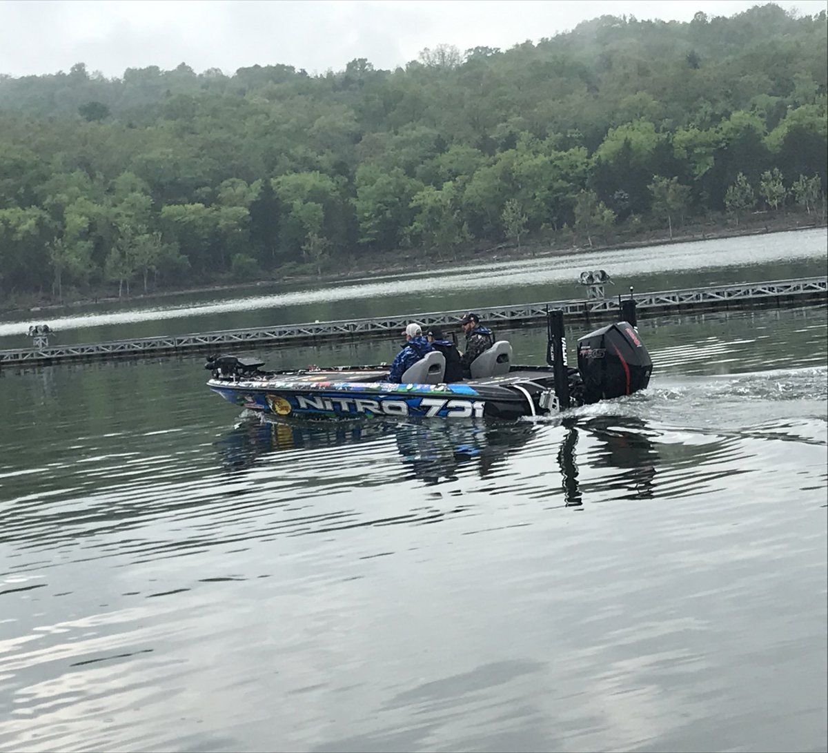 .<a href="/OttDeFoe/">Ott DeFoe</a> going out on the water from Long Creek Marina. 👋 #log2019 #legendsofgolf