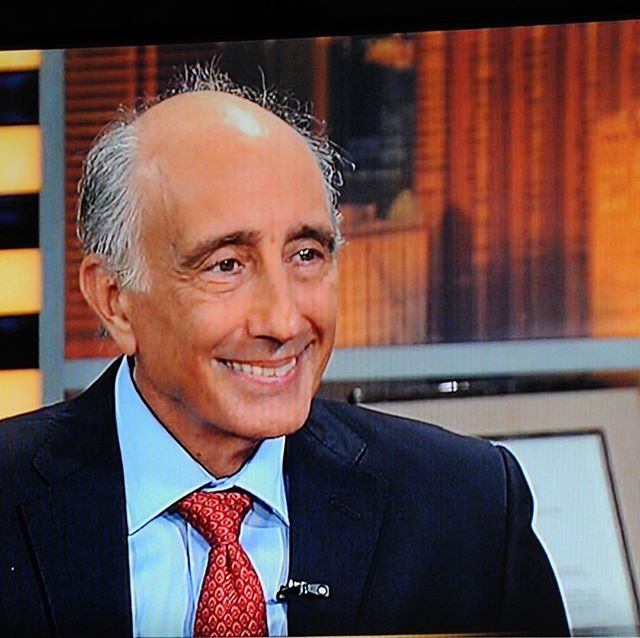 DrEddyClinic's tweet photo. RT @LeoGallandMD: Watch Dr Galland today 5pm on Fox News #microbiome #gut #foxnews #health #allergy #hygiene #functionalmedicine #probiotics #nutition #allergysolution #foodasmedicine #environment #integrated medicine https://t.co/5ehb0IIIQK https://t.co/1gHN7yNxOh
