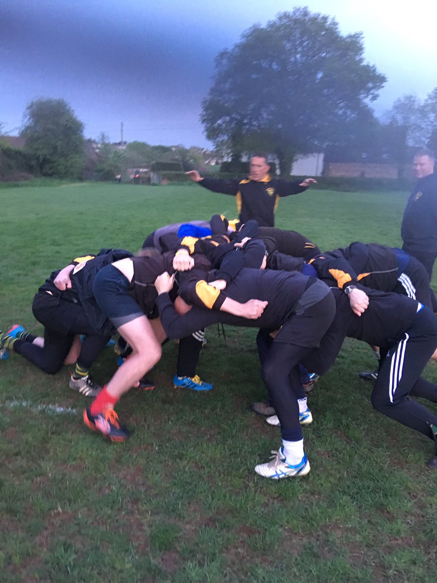 SimonMartinRFU's tweet photo. Another cracking night with the coaches @FramptonRFC #scrumfactory @GRFUrugby https://t.co/jPXmmeQrjC