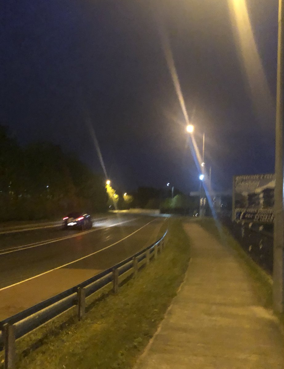 MarketingMeraki's tweet photo. Day 14  #100daysofwalking2  “Old habits die hard” 👣 good habits I mean 🙌🏼#100daysofwalking @ciarakellydoc  #walkingafterwork https://t.co/FmOeduQ1CE