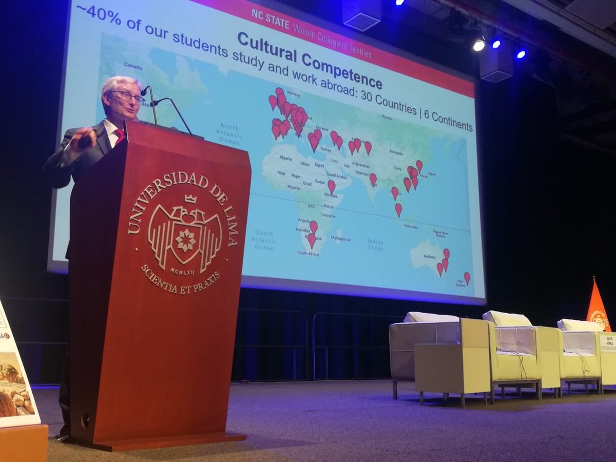 udelima's tweet image. #CONIIDS2019 David Hinks, decano de Wilson College of Textiles en North Carolina State University, durante su exposición ‘Advancing sustainability and economic impact of the textile and apparel industries in the Americas’ @ConiidsUlima