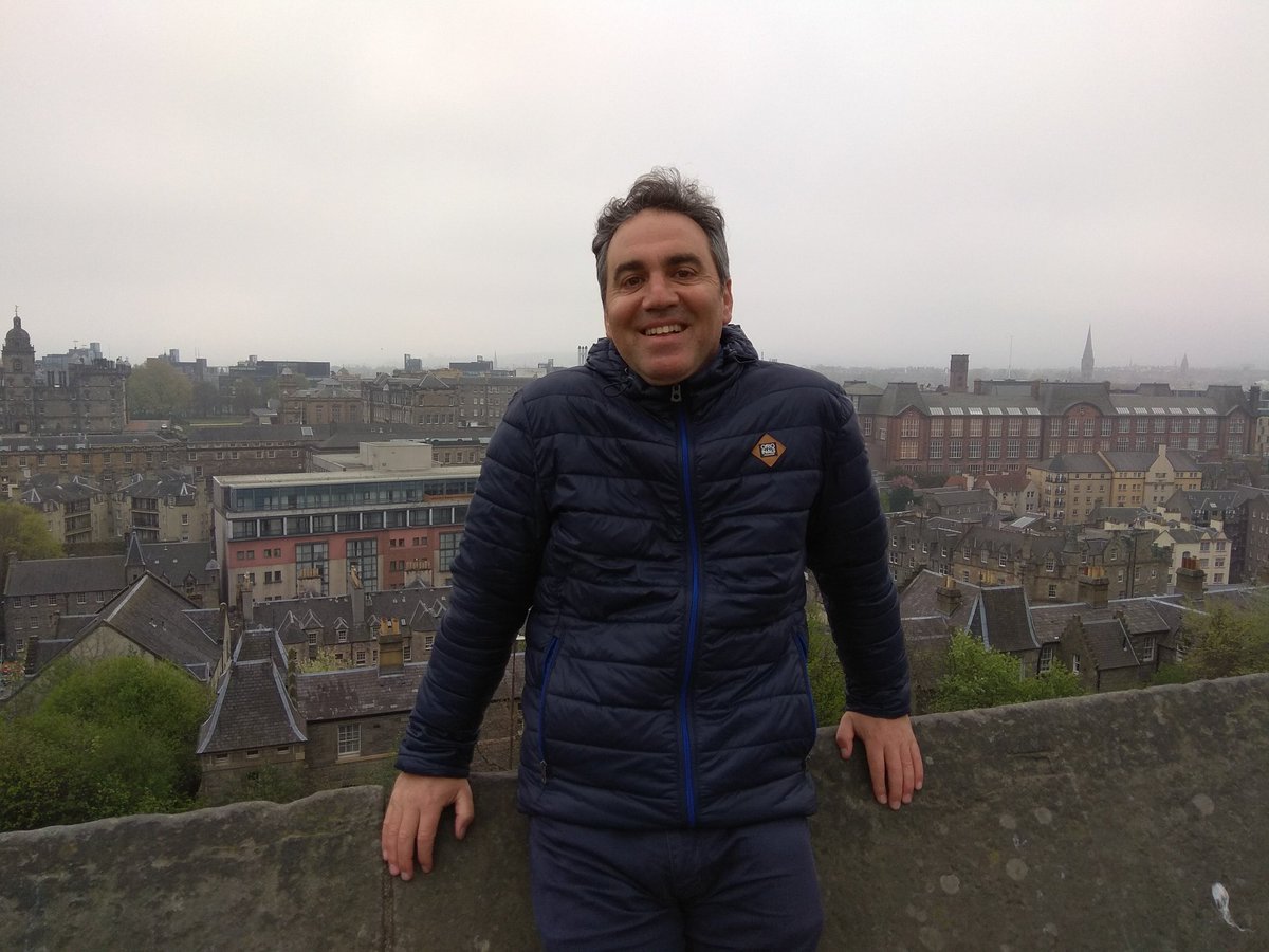 jpguardado's tweet photo. First day in #Edinbra. Cool city! #Edinburgh #Scotland #geographyteacher #Geography #Geografia #schooltrip #History https://t.co/wxwnFWlShT