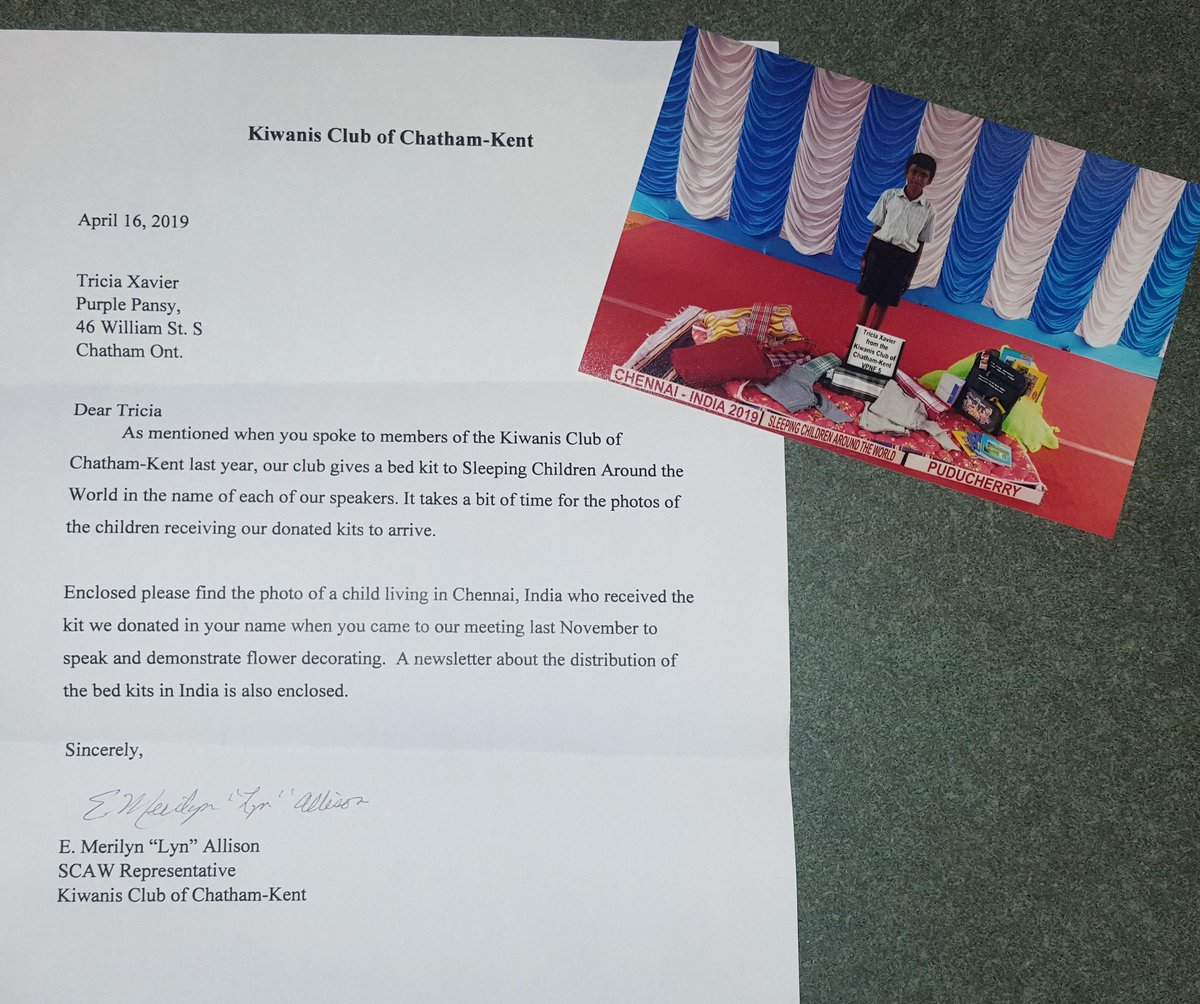 Purplepansythe's tweet photo. Last year I did a demo for the Kiwanis Club of Chatham Kent. They made a donation of a bed kit to a child in India in my name. Together we can make a difference. #makingadifference #helpingchildren #bedkit #flowerdemo https://t.co/HBRlyDwNAx